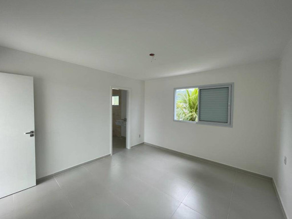 Imagem Casa com 4 Quartos à Venda, em São Sebastião Imagem Casa com 4 Quartos à Venda, em São Sebastião