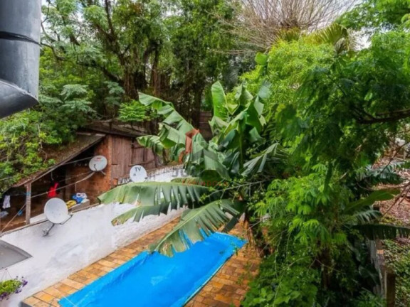 Imagem Casa com 4 Quartos à Venda, 280 m² em Vila Jardim - Porto Alegre Imagem Casa com 4 Quartos à Venda, 280 m² em Vila Jardim - Porto Alegre