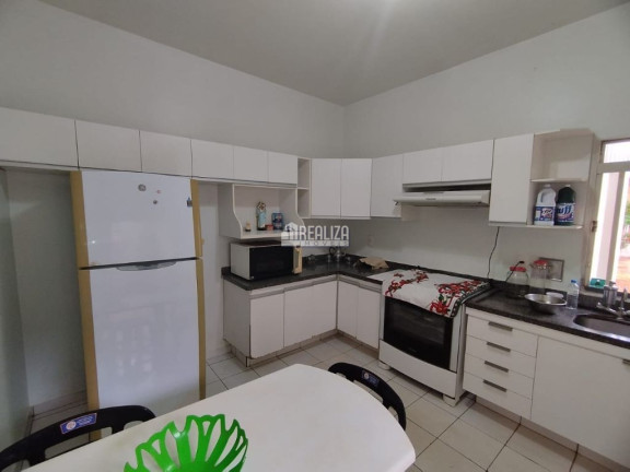Imagem Casa com 3 Quartos à Venda, 200 m² em Nossa Senhora Da Abadia - Uberaba Imagem Casa com 3 Quartos à Venda, 200 m² em Nossa Senhora Da Abadia - Uberaba