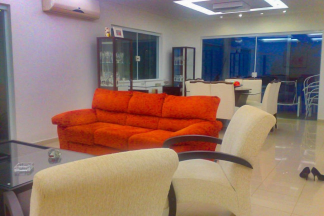 Imagem Casa com 3 Quartos à Venda, 350 m² em Enseada - Guarujá Imagem Casa com 3 Quartos à Venda, 350 m² em Enseada - Guarujá