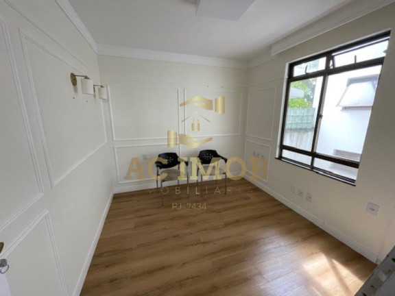 Imagem Casa com 4 Quartos à Venda, 305 m² em Jaguaribe - Salvador Imagem Casa com 4 Quartos à Venda, 305 m² em Jaguaribe - Salvador