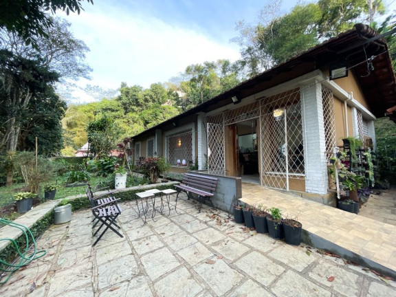 Imagem Casa com 3 Quartos à Venda, 177 m² em Granja Florestal - Teresópolis Imagem Casa com 3 Quartos à Venda, 177 m² em Granja Florestal - Teresópolis