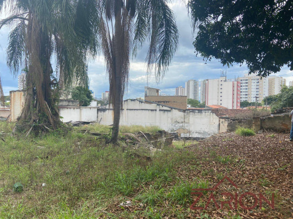Imagem Terreno à Venda, 2.900 m² em Centro - Taubaté Imagem Terreno à Venda, 2.900 m² em Centro - Taubaté