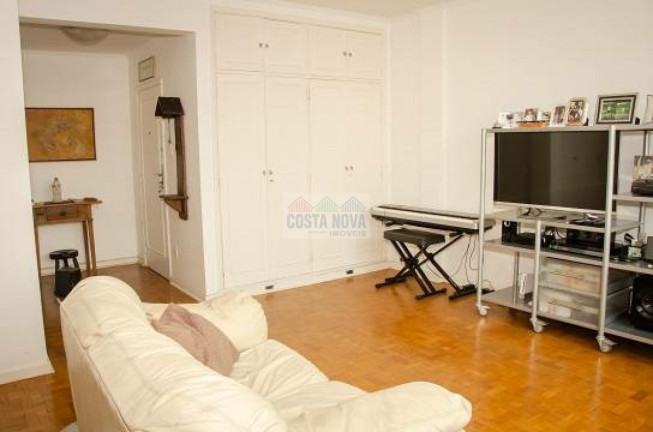 Imagem Apartamento com 4 Quartos à Venda, 208 m²