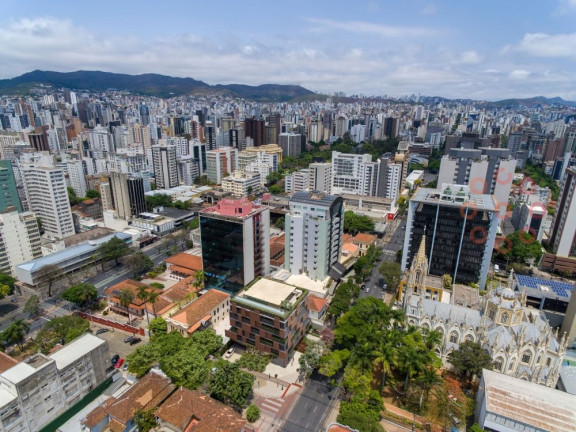 Imagem Apartamento com 2 Quartos à Venda, 71 m² em Lourdes - Belo Horizonte
