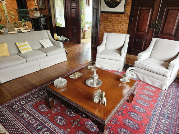 Imagem Casa com 4 Quartos à Venda, 329 m² em Alto - Teresópolis Imagem Casa com 4 Quartos à Venda, 329 m² em Alto - Teresópolis