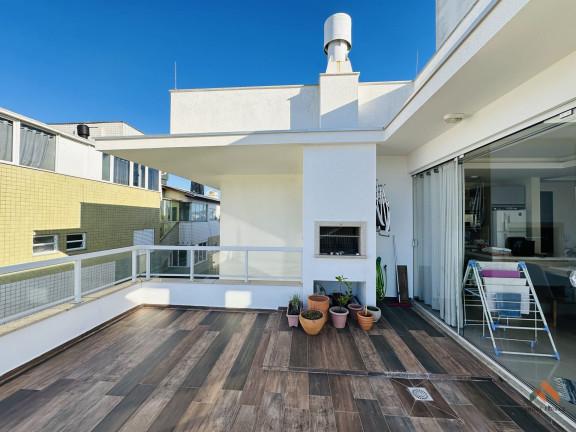 Imagem Apartamento com 2 Quartos à Venda, 141 m²