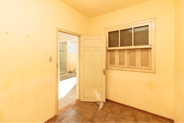 Imagem Casa com 3 Quartos à Venda, 164 m² em São João - Porto Alegre Imagem Casa com 3 Quartos à Venda, 164 m² em São João - Porto Alegre