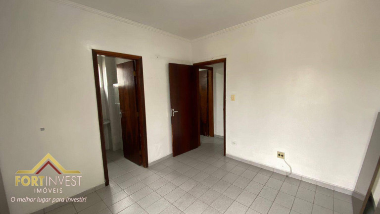Imagem Imóvel com 2 Quartos à Venda, 80 m² em Canto Do Forte - Praia Grande Imagem Imóvel com 2 Quartos à Venda, 80 m² em Canto Do Forte - Praia Grande