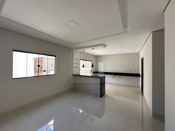 Imagem Casa com 3 Quartos à Venda, 189 m² em Jardim Califórnia - Cuiabá Imagem Casa com 3 Quartos à Venda, 189 m² em Jardim Califórnia - Cuiabá