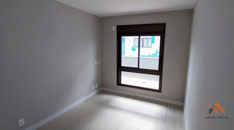 Imagem Apartamento com 2 Quartos à Venda, 135 m² Imagem Apartamento com 2 Quartos à Venda, 135 m²