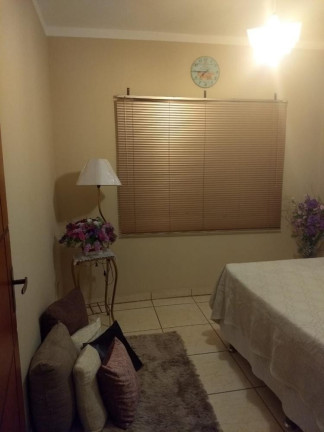Imagem Imóvel com 4 Quartos à Venda, 25 m² em Campo Grande - Rio De Janeiro Imagem Imóvel com 4 Quartos à Venda, 25 m² em Campo Grande - Rio De Janeiro