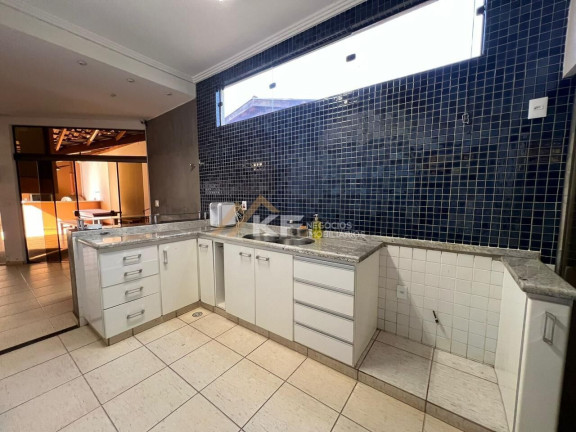 Imagem Casa de Condomínio com 3 Quartos à Venda, 200 m² em Bonfim Paulista - Ribeirão Preto Imagem Casa de Condomínio com 3 Quartos à Venda, 200 m² em Bonfim Paulista - Ribeirão Preto