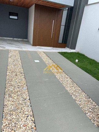 Imagem Imóvel com 4 Quartos à Venda, 177 m² em Maraponga - Fortaleza Imagem Imóvel com 4 Quartos à Venda, 177 m² em Maraponga - Fortaleza