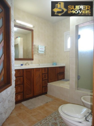 Imagem Casa com 3 Quartos à Venda, 720 m² em Três Vendas - Pelotas