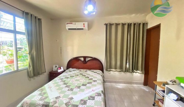 Imagem Casa com 3 Quartos à Venda, 234 m² Imagem Casa com 3 Quartos à Venda, 234 m²