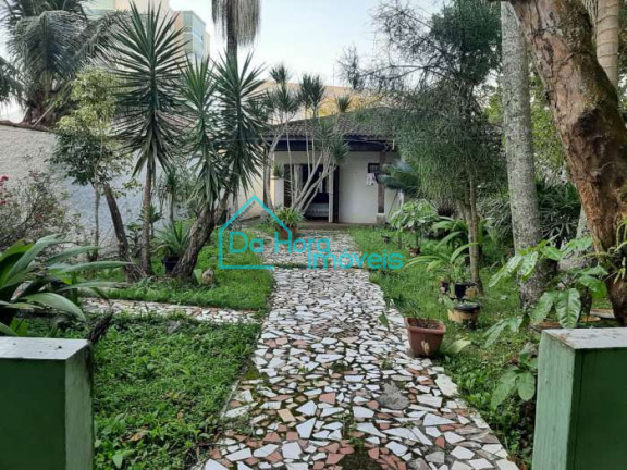 Imagem Casa com 3 Quartos à Venda ou Locação, 200 m² em Vila Atlantica - Mongaguá Imagem Casa com 3 Quartos à Venda ou Locação, 200 m² em Vila Atlantica - Mongaguá