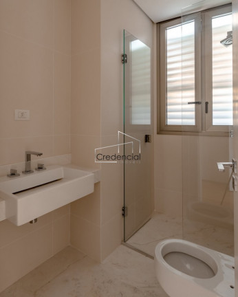 Imagem Apartamento com 3 Quartos à Venda, 315 m² em Cabral - Curitiba