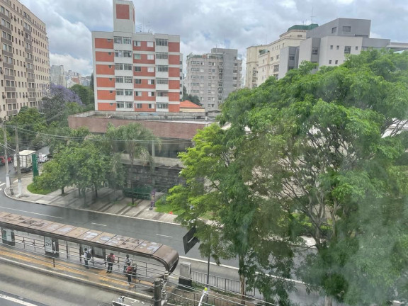 Imagem Sala Comercial à Venda, 32 m² em Itaim Bibi - São Paulo Imagem Sala Comercial à Venda, 32 m² em Itaim Bibi - São Paulo