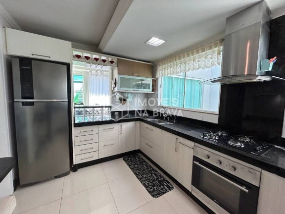 Imagem Cobertura com 3 Quartos para Alugar, 180 m² em Praia Dos Amores - Balneário Camboriú