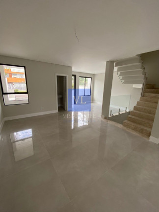 Imagem Casa com 3 Quartos à Venda, 210 m² em Jardim Social - Curitiba Imagem Casa com 3 Quartos à Venda, 210 m² em Jardim Social - Curitiba