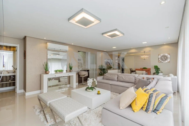 Apartamento com 3 Quartos à Venda, 158 m² em Menino Deus - Porto Alegre