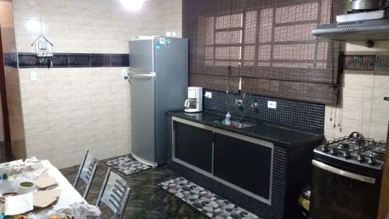 Imagem Sobrado com 2 Quartos à Venda, 132 m² em Vila Eldízia - Santo André