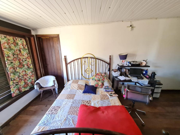 Imagem Casa com 4 Quartos à Venda, 250 m² em Pituaçu - Salvador Imagem Casa com 4 Quartos à Venda, 250 m² em Pituaçu - Salvador