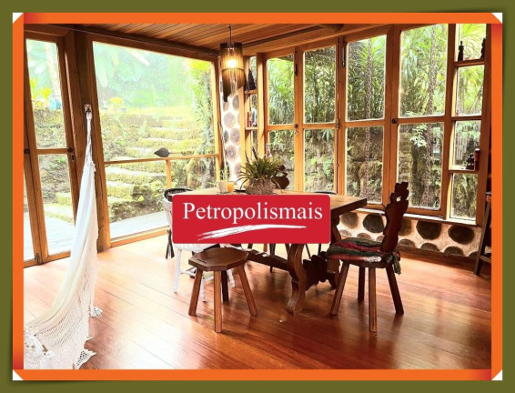 Imagem Casa de Condomínio com 2 Quartos à Venda, 140 m² em Independência - Petrópolis Imagem Casa de Condomínio com 2 Quartos à Venda, 140 m² em Independência - Petrópolis