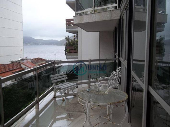 Apartamento com 4 Quartos à Venda, 303 m² em Ingá - Niterói