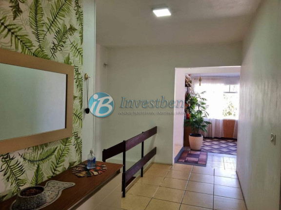 Imagem Casa com 4 Quartos à Venda, 190 m² em Novo Mundo - Curitiba Imagem Casa com 4 Quartos à Venda, 190 m² em Novo Mundo - Curitiba