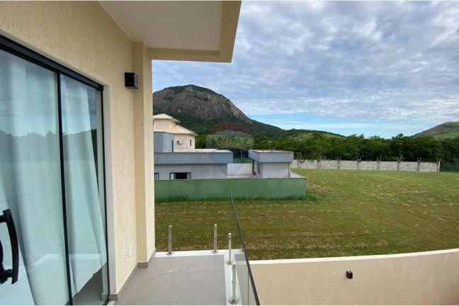 Imagem Casa de Condomínio com 4 Quartos à Venda, 272 m² em Inoa - Maricá