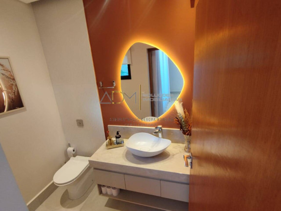 Imagem Casa com 3 Quartos à Venda, 250 m² em Vila Nelo Cariola - Botucatu Imagem Casa com 3 Quartos à Venda, 250 m² em Vila Nelo Cariola - Botucatu
