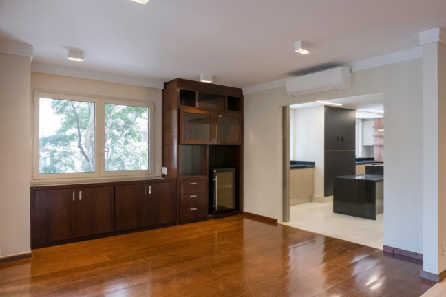 Imagem Apartamento com 3 Quartos à Venda, 306 m² em Jardim Paulistano - São Paulo