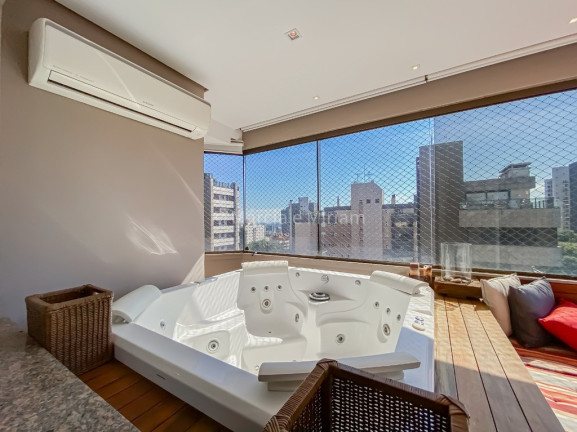 Imagem Apartamento com 3 Quartos à Venda, 250 m² em Auxiliadora - Porto Alegre Imagem Apartamento com 3 Quartos à Venda, 250 m² em Auxiliadora - Porto Alegre
