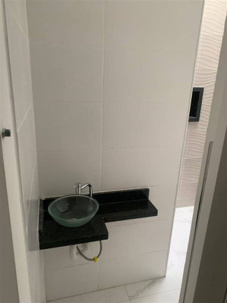 Imagem Sobrado com 2 Quartos à Venda, 60 m² em Tude Bastos - Praia Grande Imagem Sobrado com 2 Quartos à Venda, 60 m² em Tude Bastos - Praia Grande