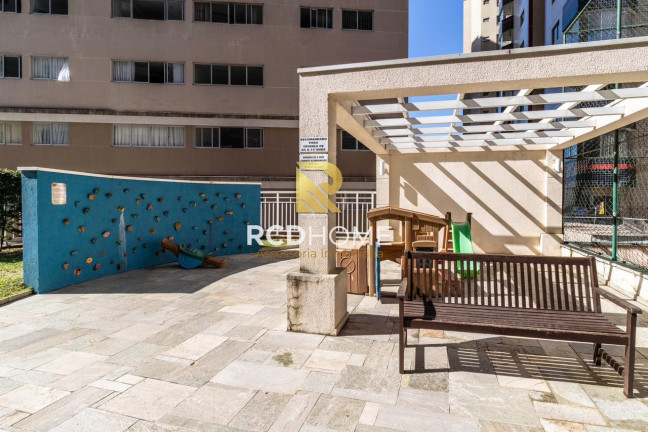 Imagem Apartamento com 2 Quartos à Venda, 61 m² em água Verde - Curitiba