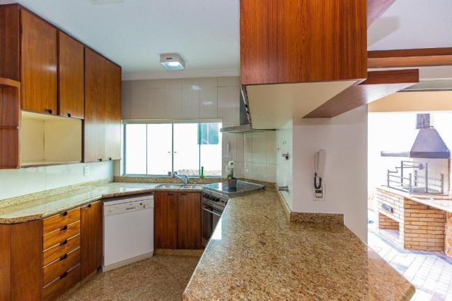 Imagem Casa com 4 Quartos à Venda, 220 m² em Bosque Da Saúde - São Paulo Imagem Casa com 4 Quartos à Venda, 220 m² em Bosque Da Saúde - São Paulo