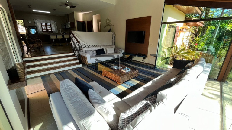 Imagem Casa de Condomínio com 4 Quartos à Venda, 300 m² em Toninhas - Ubatuba