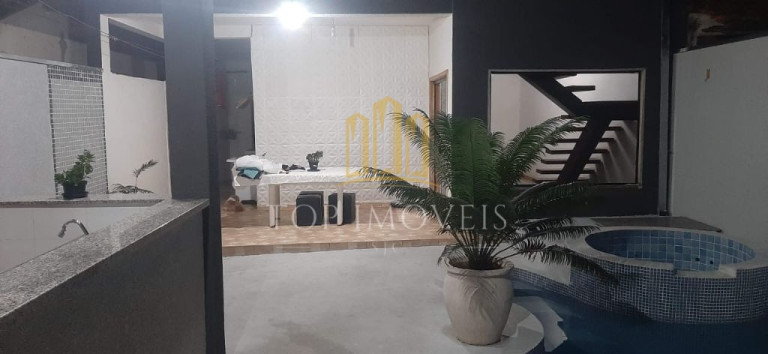 Imagem Sobrado com 3 Quartos à Venda, 250 m² em Residencial Pasin - Pindamonhangaba Imagem Sobrado com 3 Quartos à Venda, 250 m² em Residencial Pasin - Pindamonhangaba