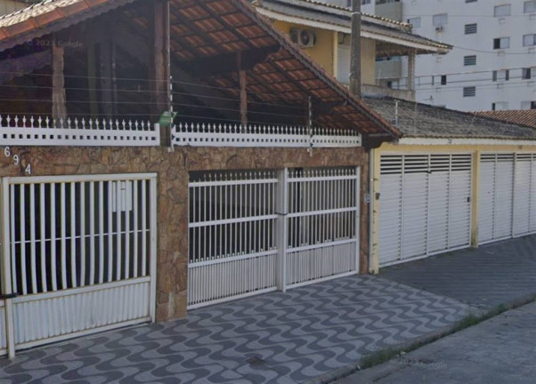 Imagem Casa com 3 Quartos à Venda, 194 m² em Guilhermina - Praia Grande Imagem Casa com 3 Quartos à Venda, 194 m² em Guilhermina - Praia Grande