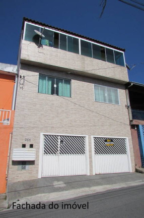 Casa com 8 Quartos à Venda, 210 m² em Jardim Carapicuíba - Carapicuíba