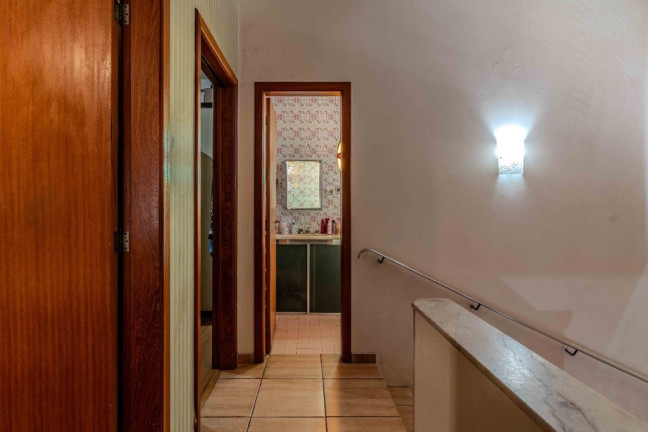Imagem Casa com 4 Quartos à Venda, 250 m² em São João - Porto Alegre Imagem Casa com 4 Quartos à Venda, 250 m² em São João - Porto Alegre