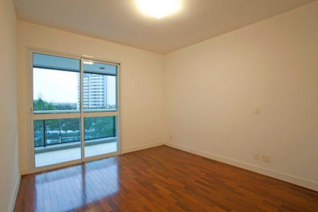 Imagem Apartamento com 4 Quartos à Venda, 338 m² em Barra Da Tijuca - Rio De Janeiro Imagem Apartamento com 4 Quartos à Venda, 338 m² em Barra Da Tijuca - Rio De Janeiro