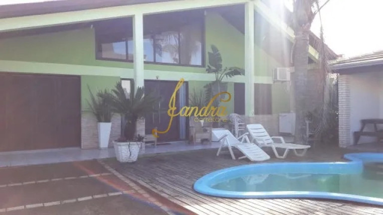 Imagem Casa com 3 Quartos à Venda, 250 m² em Centro - Xangri-la Imagem Casa com 3 Quartos à Venda, 250 m² em Centro - Xangri-la