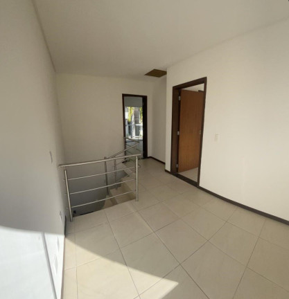 Imagem Sobrado com 2 Quartos à Venda, 118 m² em Várzea Do Ranchinho - Camboriú Imagem Sobrado com 2 Quartos à Venda, 118 m² em Várzea Do Ranchinho - Camboriú