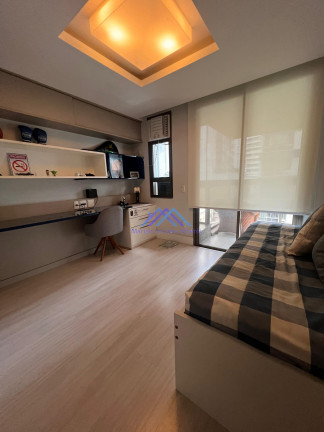 Imagem Imóvel com 3 Quartos à Venda, 140 m² em Icaraí - Niterói Imagem Imóvel com 3 Quartos à Venda, 140 m² em Icaraí - Niterói