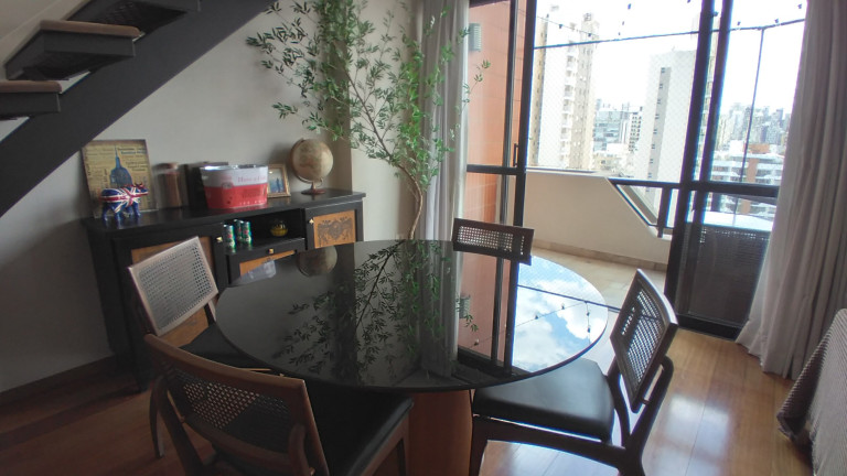 Imagem Apartamento com 2 Quartos à Venda, 138 m² em Pinheiros - São Paulo Imagem Apartamento com 2 Quartos à Venda, 138 m² em Pinheiros - São Paulo