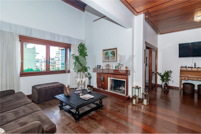 Imagem Imóvel com 4 Quartos à Venda, 396 m² em Jardim Lindóia - Porto Alegre Imagem Imóvel com 4 Quartos à Venda, 396 m² em Jardim Lindóia - Porto Alegre