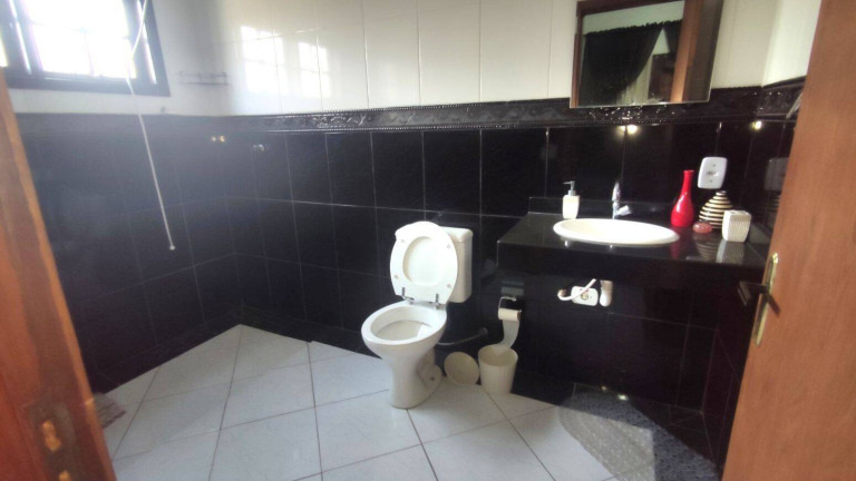 Imagem Casa com 4 Quartos à Venda, 1.000 m² em Chácaras Fernão Dias - Atibaia Imagem Casa com 4 Quartos à Venda, 1.000 m² em Chácaras Fernão Dias - Atibaia